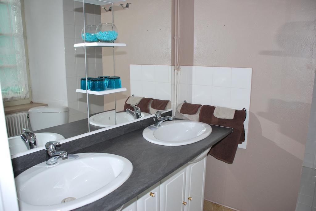 Chambres D'Hotes Le Clos Ambels アンビアレ 部屋 写真