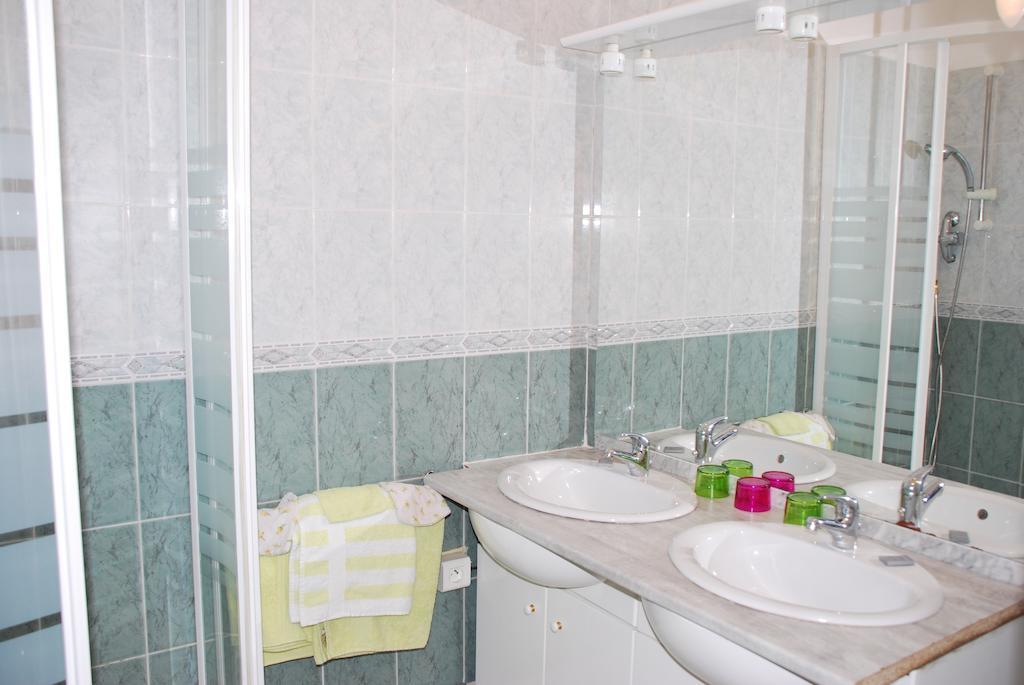 Chambres D'Hotes Le Clos Ambels アンビアレ 部屋 写真